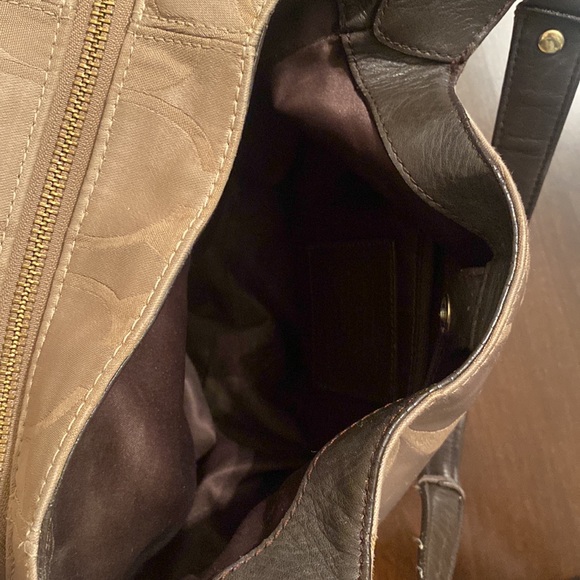 Coach hobo purse - Picture 13 of 16